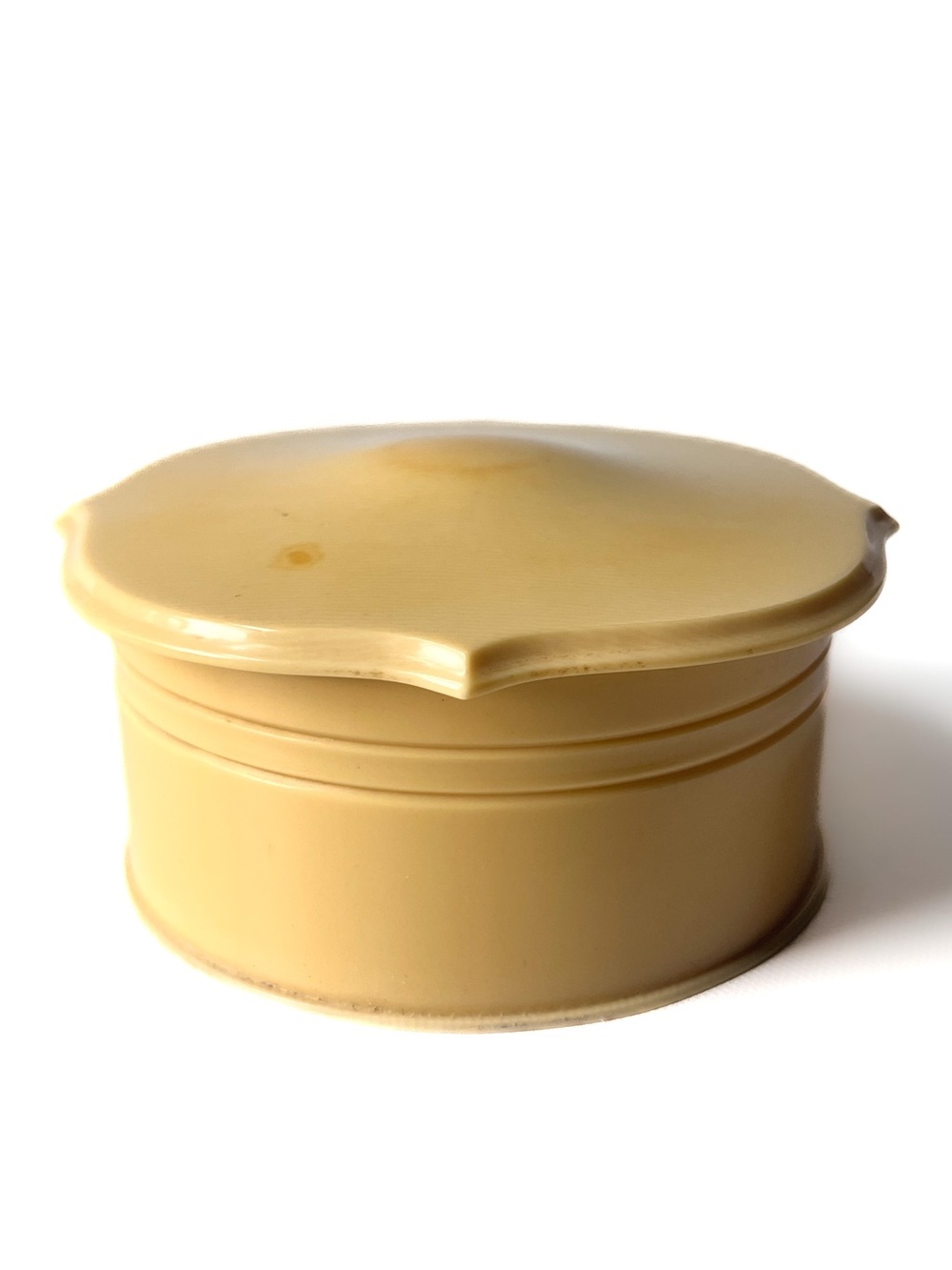 Vintage Scalloped Lid Vanity Celluloid Powder Box Jar 1920's